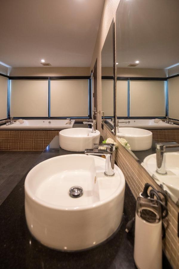 Phuket Superior Sunrise Sea View Private Pool Villa Ban Kata Exterior foto